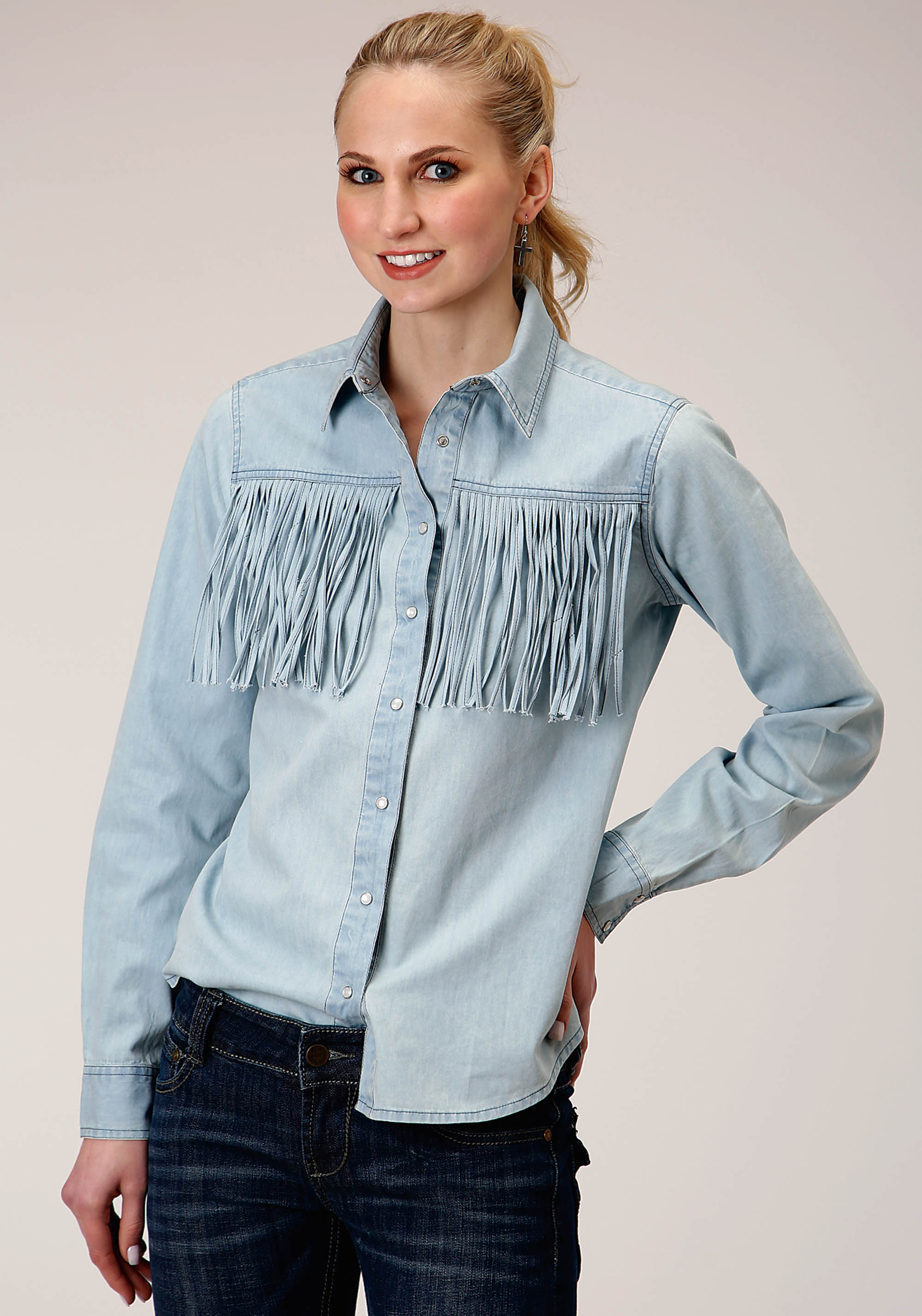 Five Star Collection – Fall Iii Womens 1309 Lt Blue Denim Ls Western Blouse