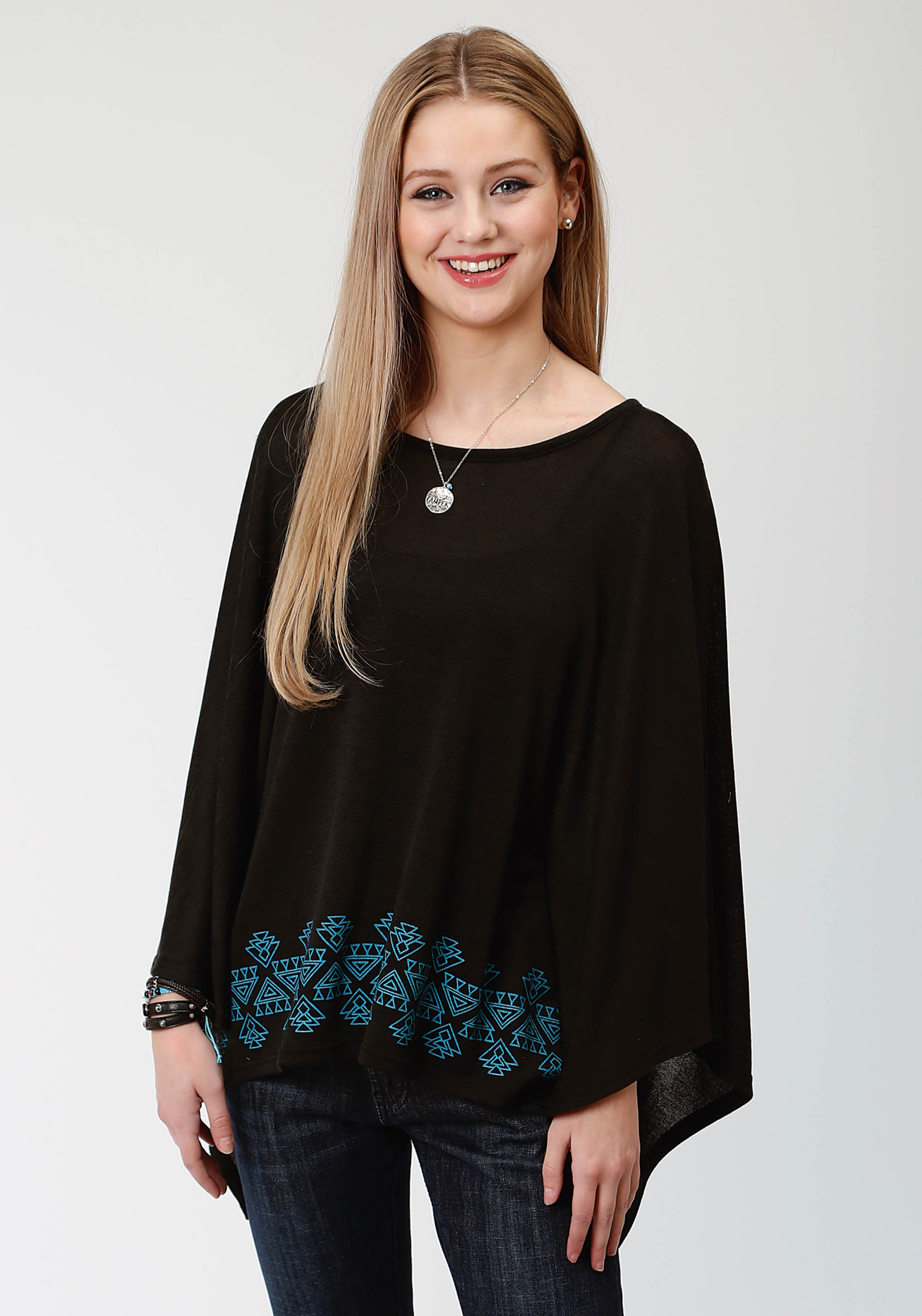 Five Star- Winter Ii Womens Black 3611 Sweater Knit Poncho