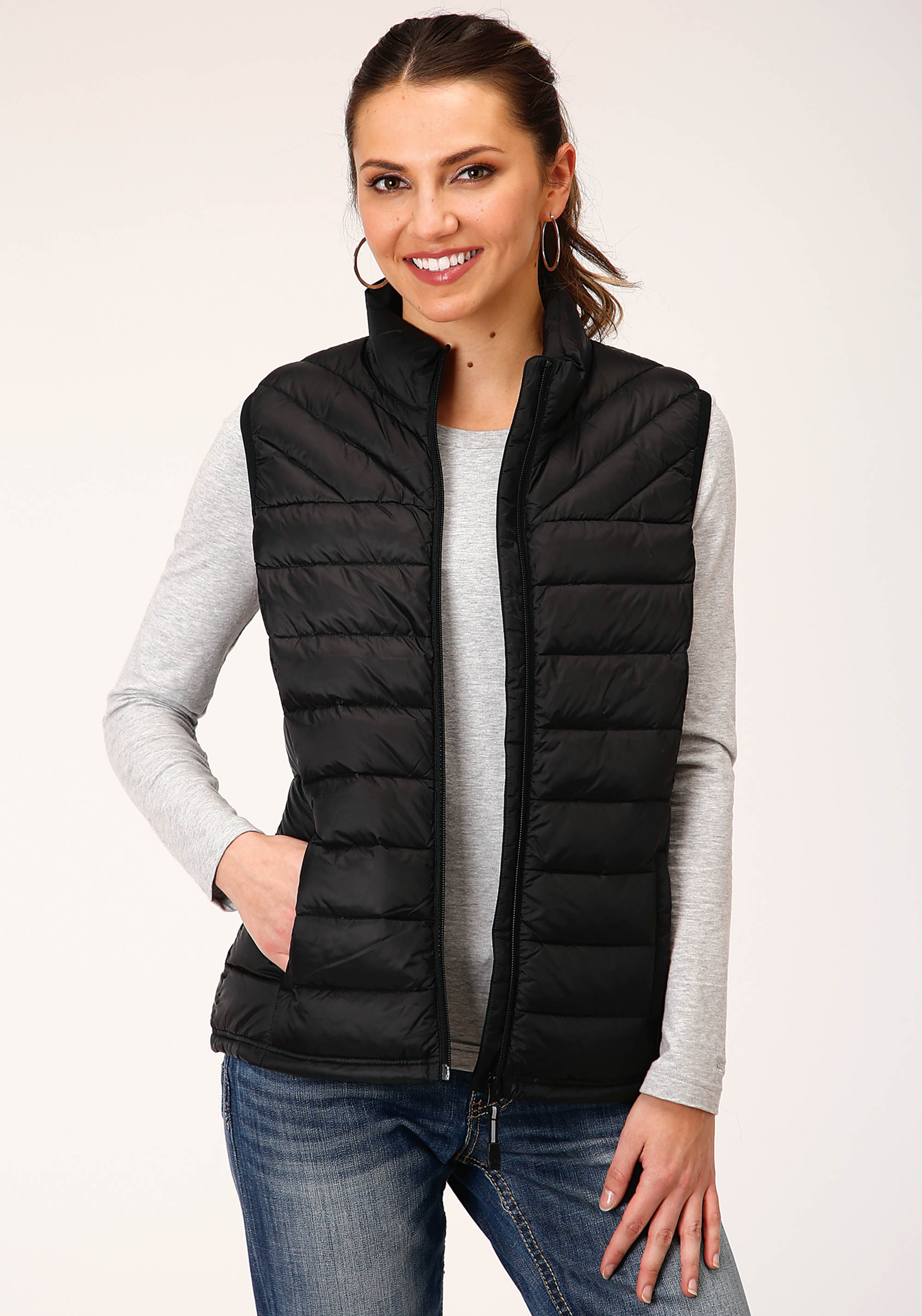 Roper Outerwear – Women’s Womens 1304 Cushable Down Filled Vest – Black